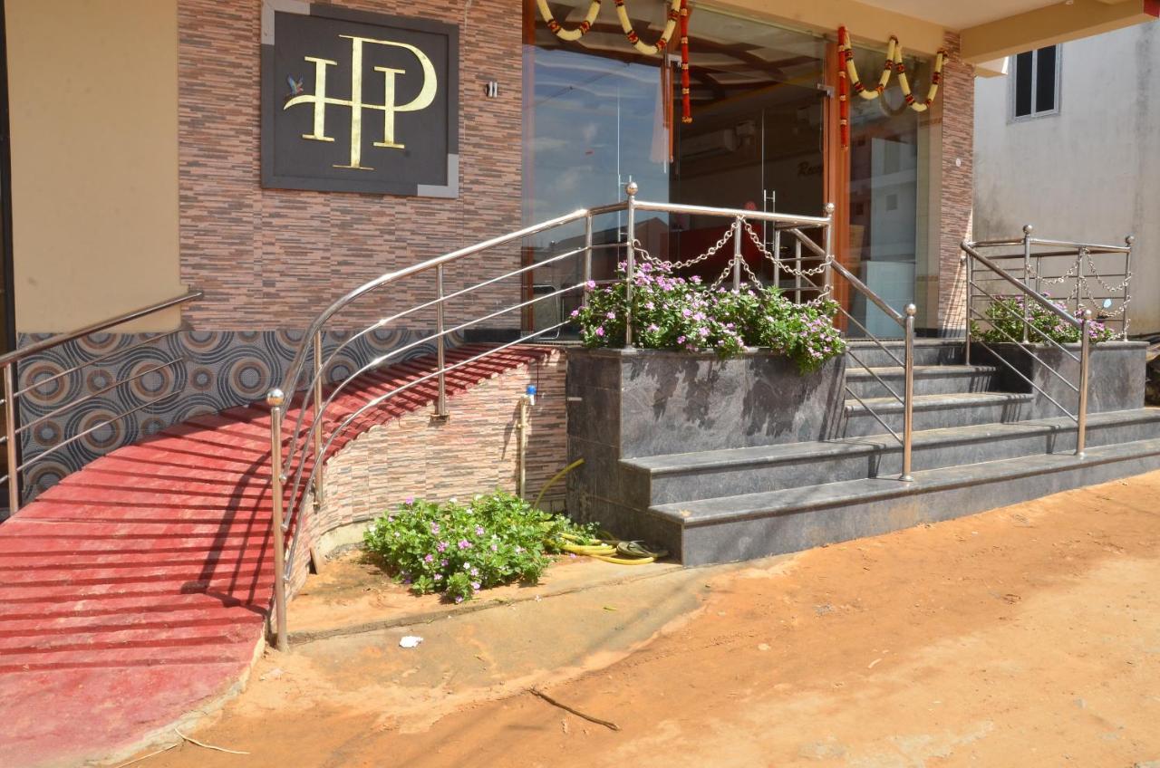 Hotel Panchavarnaa Rāmeswaram エクステリア 写真