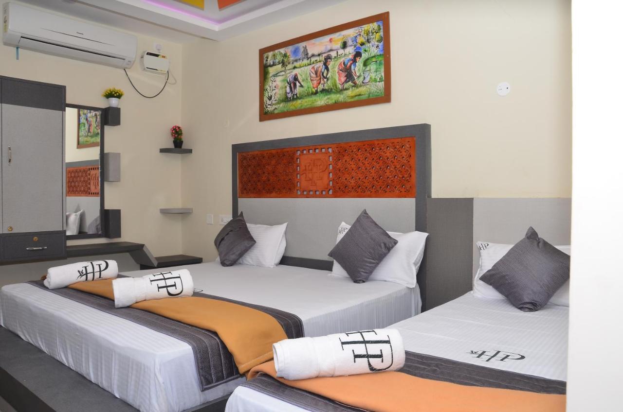 Hotel Panchavarnaa Rāmeswaram エクステリア 写真